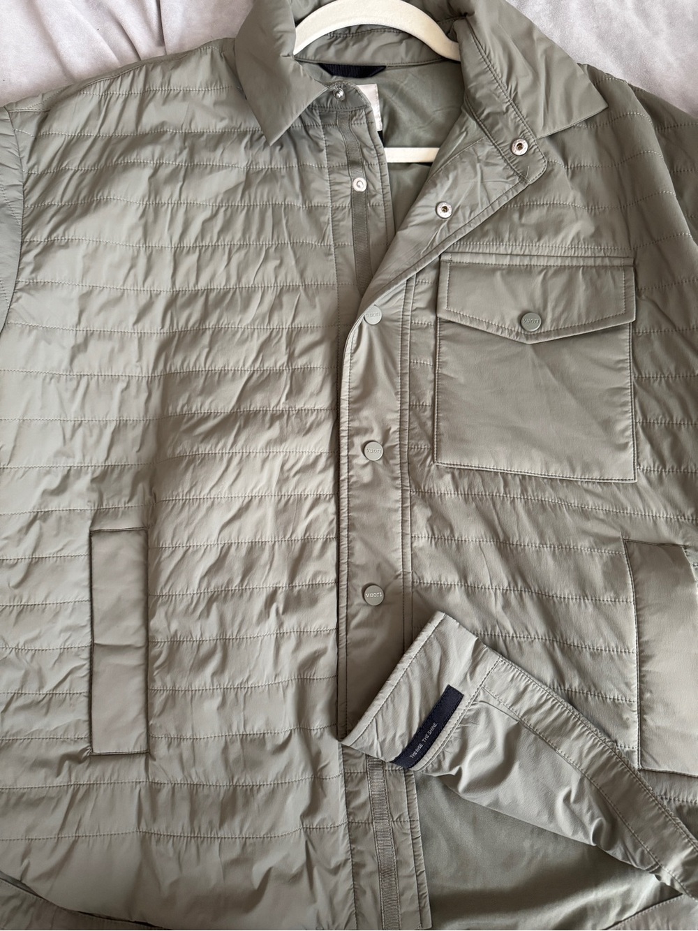 Vuori Canyon Insulated pistachio Shirt Jacket size XS/ S - Picture 3 of 3